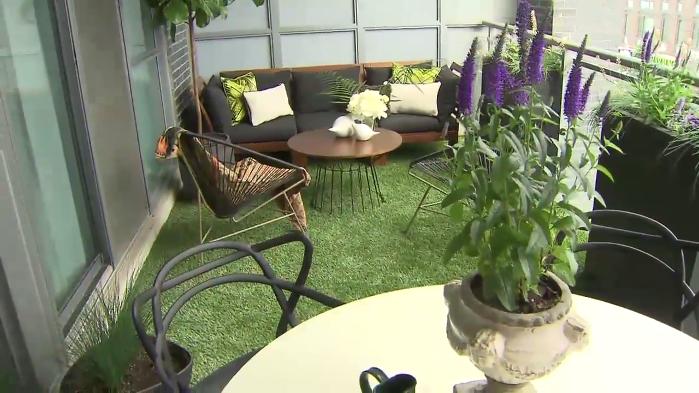 How to turn your balcony into an urban patio oasis