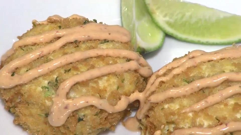 Vegan crab cakes with chipotle sauce